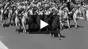 Desfile da Cavalaria da GNR nas comemorações de Macontene