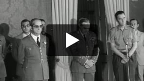 Revista de Acontecimentos Militares 4/74: Tomada de posse. Visita presidencial. RE 1. Dia de Finados.